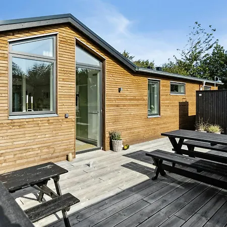 Classic Seaside Feel In Ringkobing Fjord 別荘 Hemmet