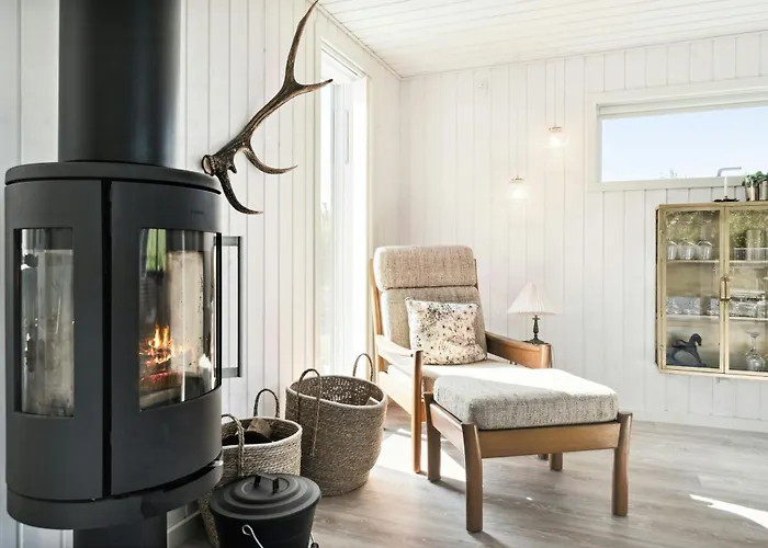 Classic Seaside Feel In Ringkobing Fjord 別荘